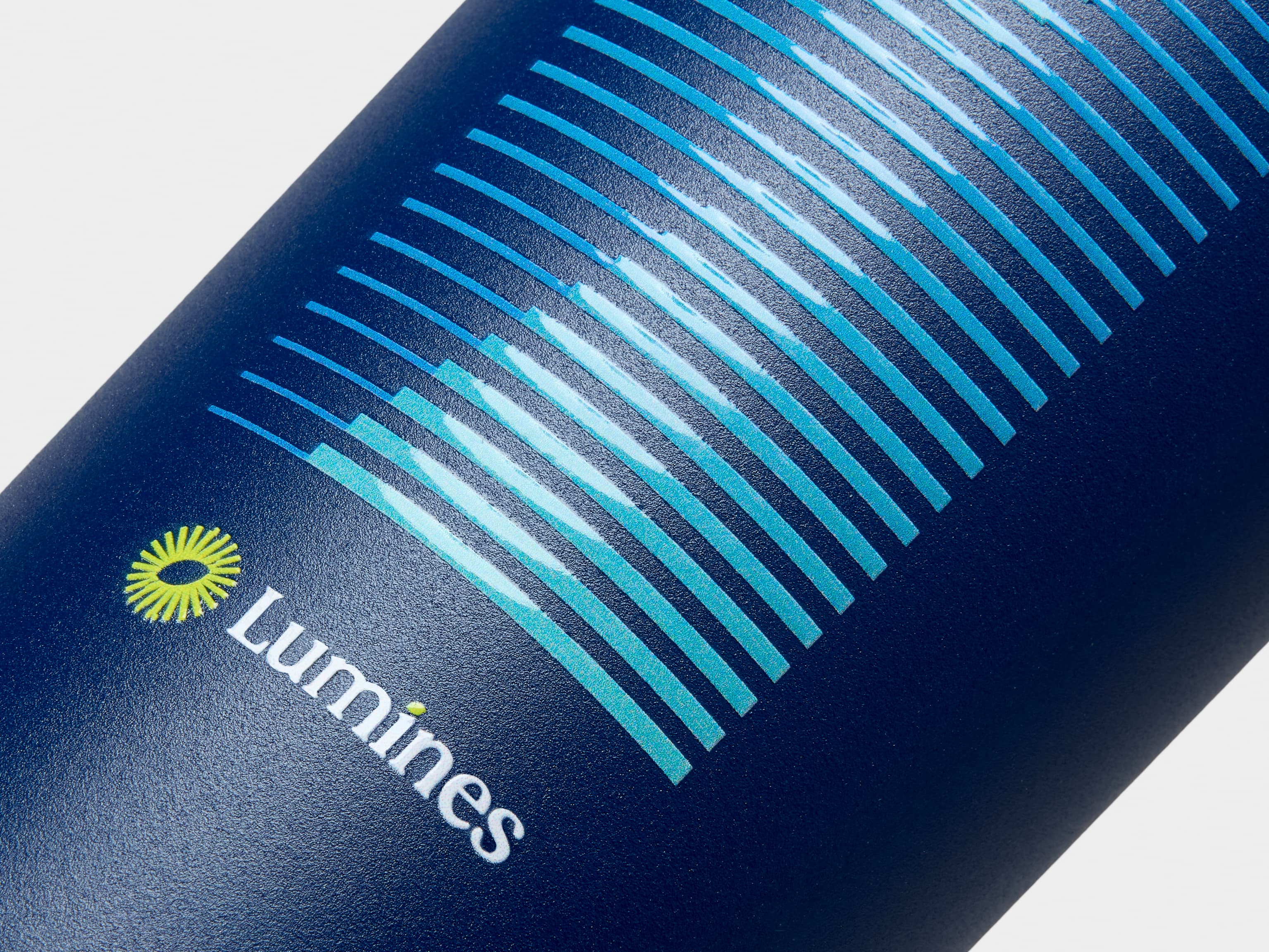 Close up image of custom printing on a midnight blue MOO water bottle.