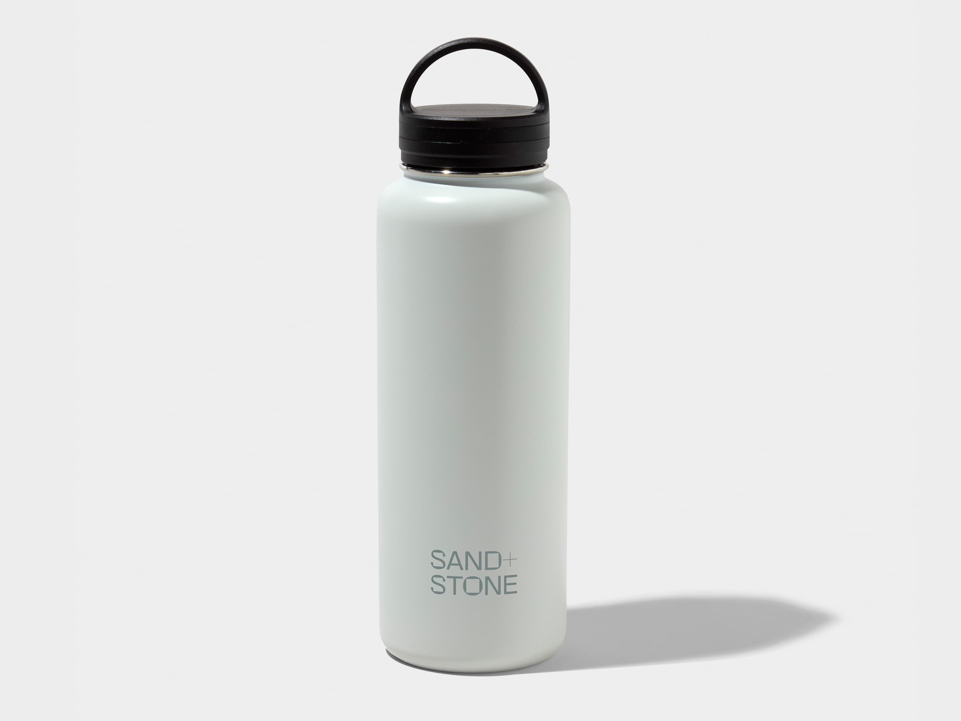 XL Insulated Water Bottle in Cloudy Grey with one-sided printing customisation