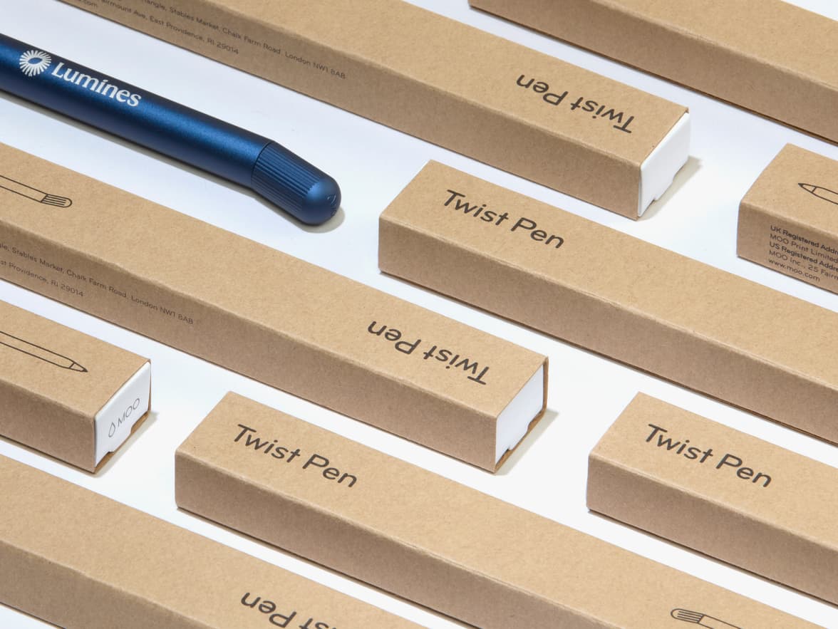 MOO Twist pen packaging with a custom blue pen.